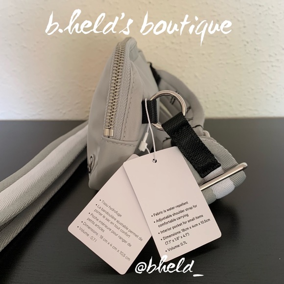 lululemon Everywhere Crossbody Bag in Seal Grey/Black OS New NWT - Picture 5 of 12